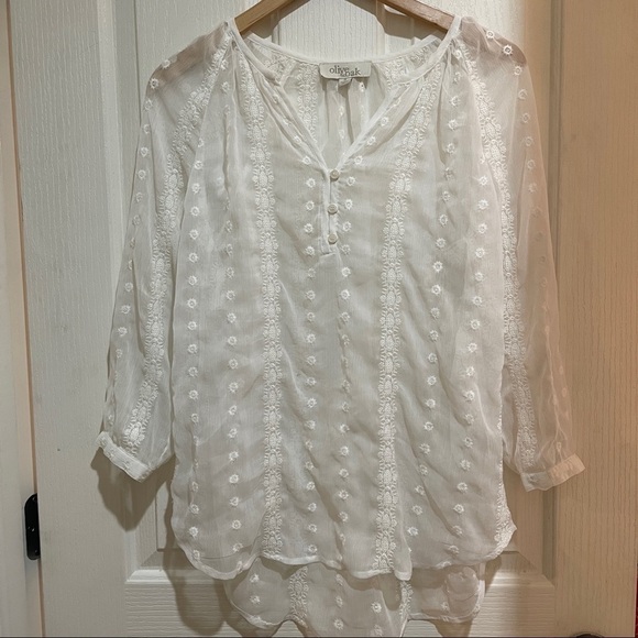 Olive & Oak White Sheer Embroidered Blouse White Sheer Top Summer Small - Picture 1 of 5